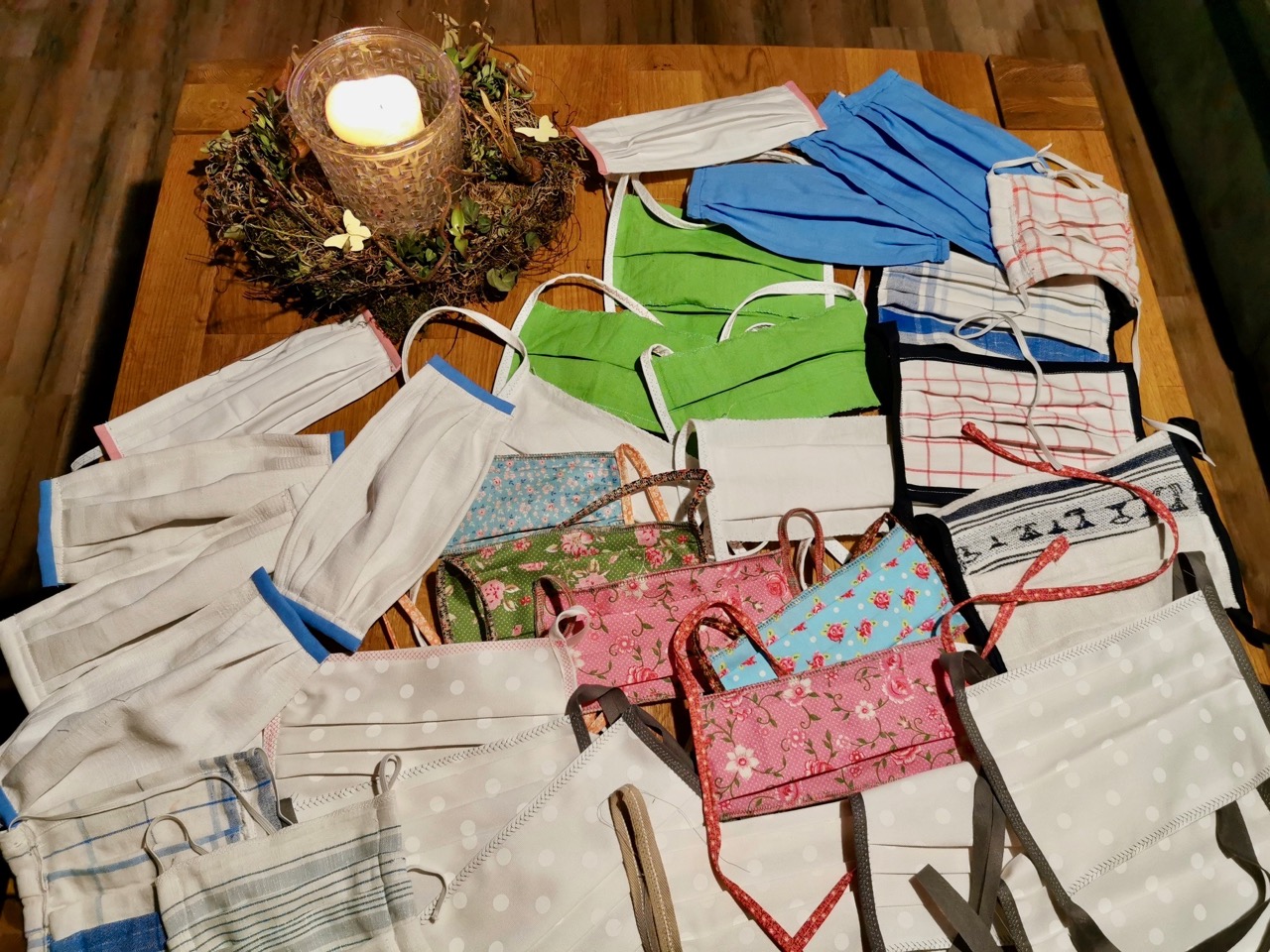 Selbstgenähter Mundschutz für die Pflegekräfte in der Caritas-Sozialstation Göttingen/Gleichen. |&nbsp;Foto: Caritas