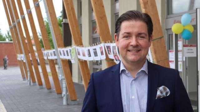 Landrat Marcel Riethig war in Rosdorf dabei. | Foto: Landkreis Göttingen